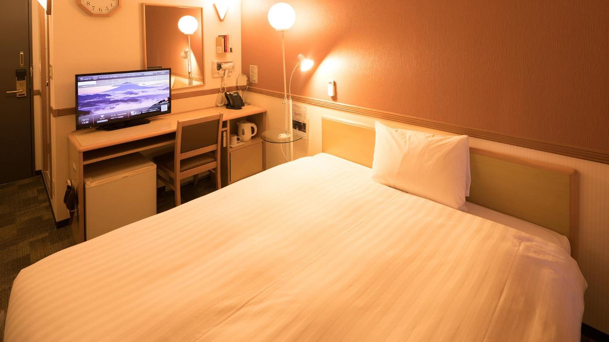 Toyoko Inn Higashi-Hiroshima Saijo Ekimae חדר תמונה